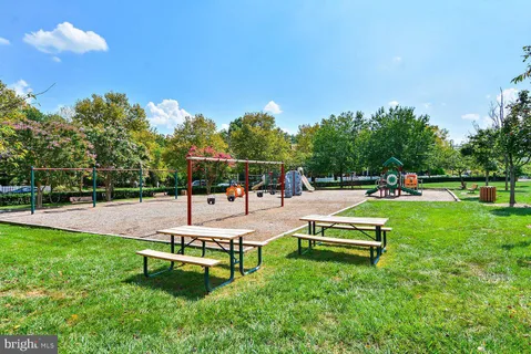 $480,000 | 408 Ridgepoint Place, Unit 40838, Gaithersburg, MD 20878