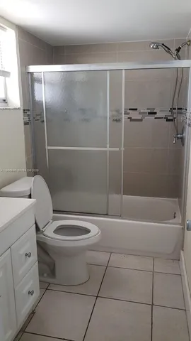 $1,650 | 950 Hillcrest Drive, Unit 207, Hollywood, FL 33021