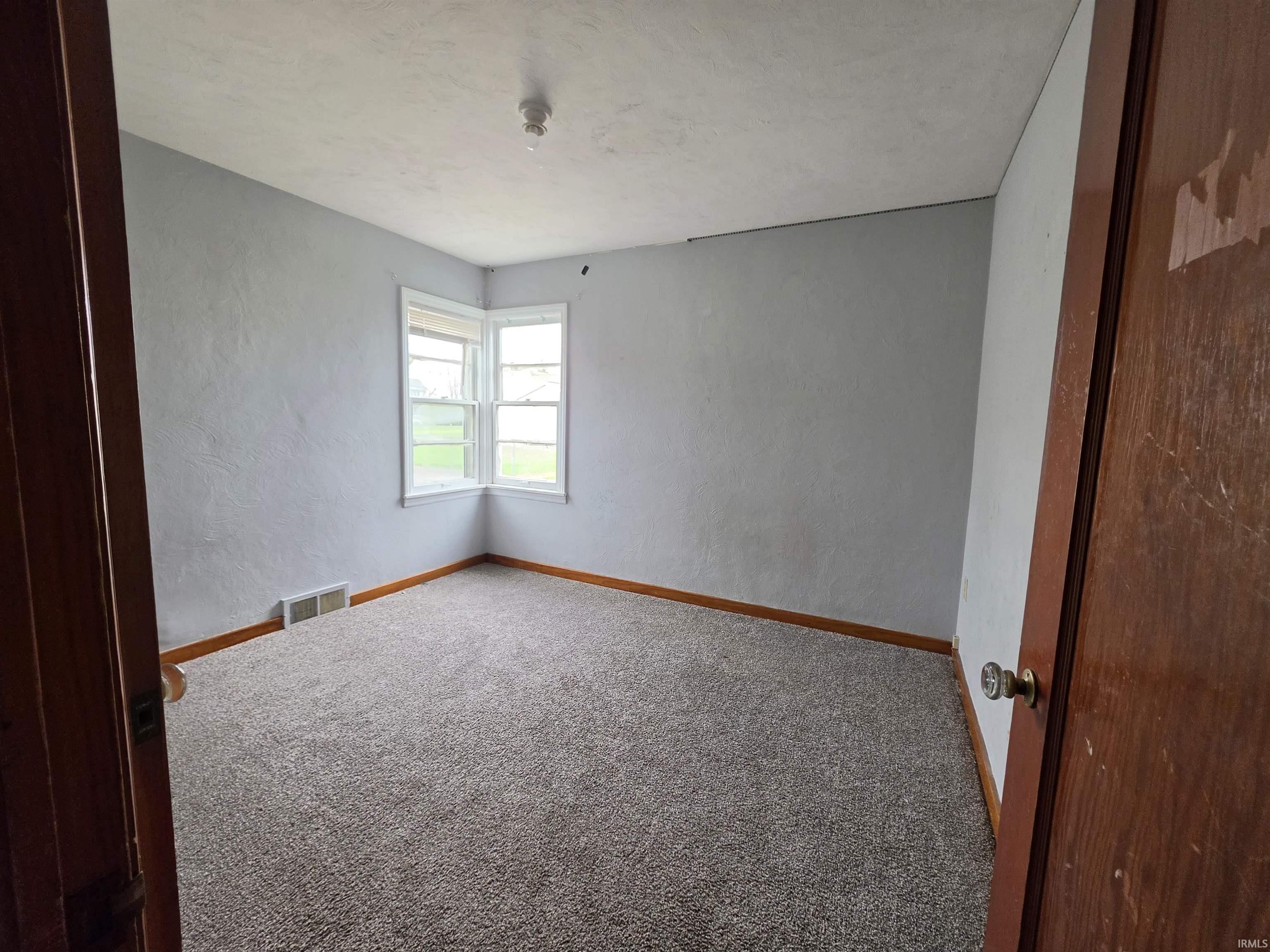 216 North 9th Street Decatur, IN 46733 - Photo 8 of 17