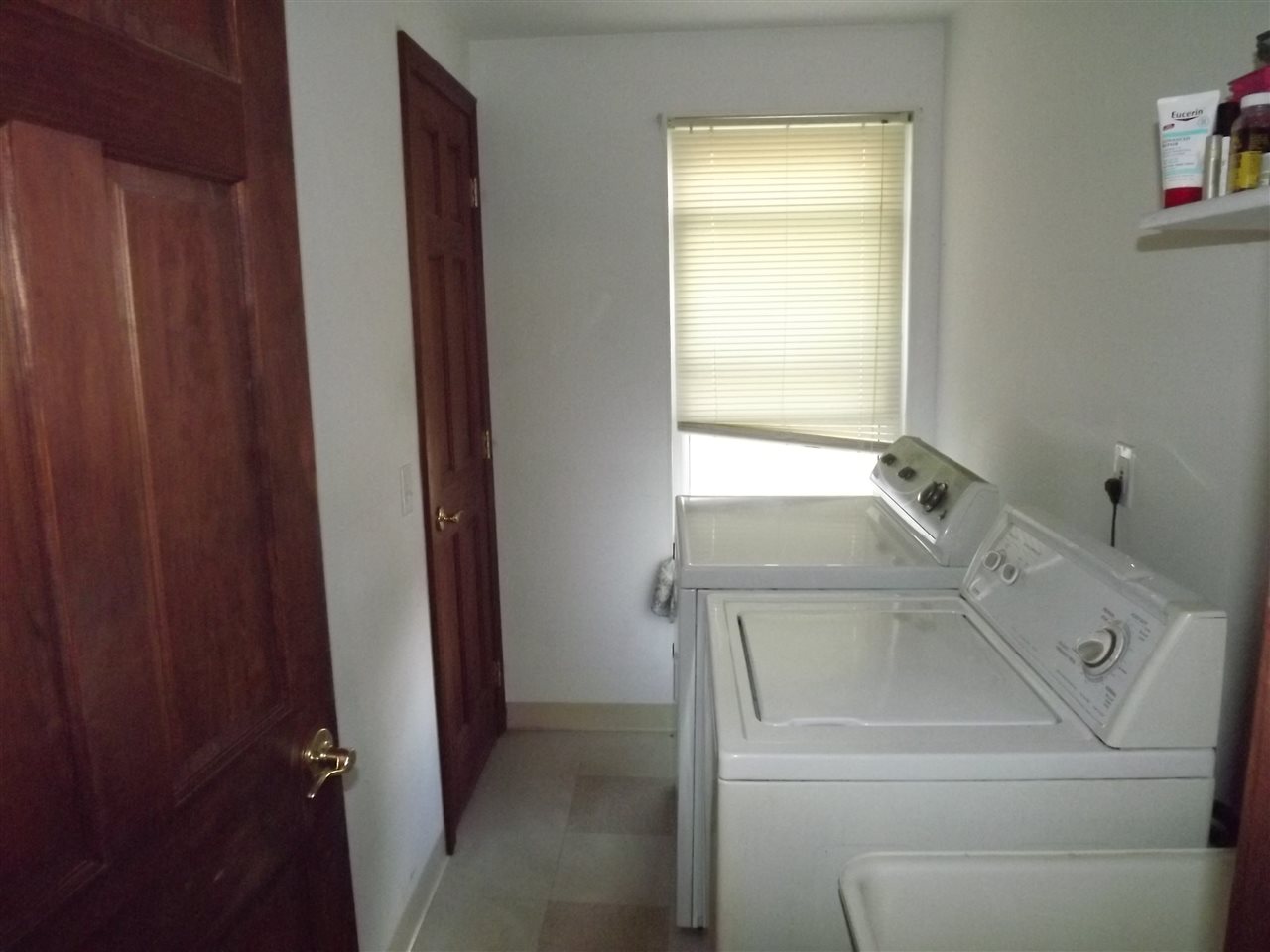 88 Merrimack Street Concord, NH 03303 - Photo 12 of 17 Gallery Image 12