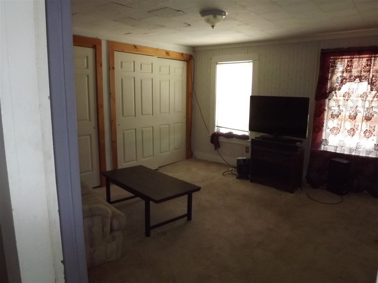 88 Merrimack Street Concord, NH 03303 - Photo 5 of 17 Gallery Image 5
