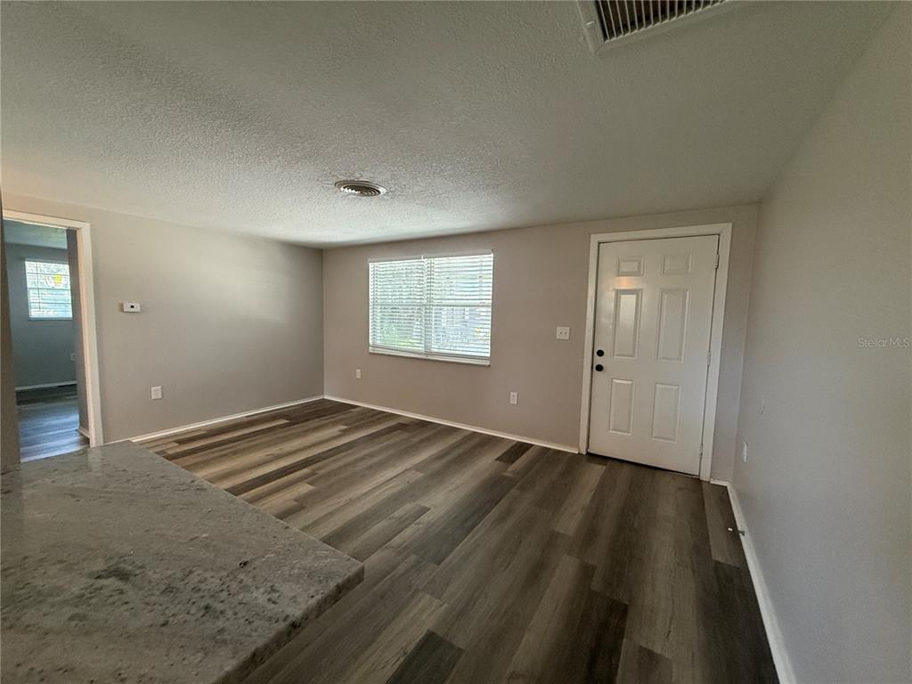 615 Osceola Road Nokomis, FL 34275 - Photo 4 of 21