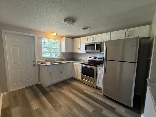 $1,500 | 615 Osceola Road, Nokomis, FL 34275
