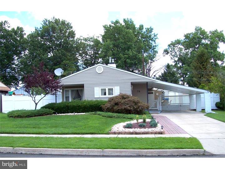 71 Gridiron Road Levittown, PA 19057 - Photo 25 of 25 Driveway