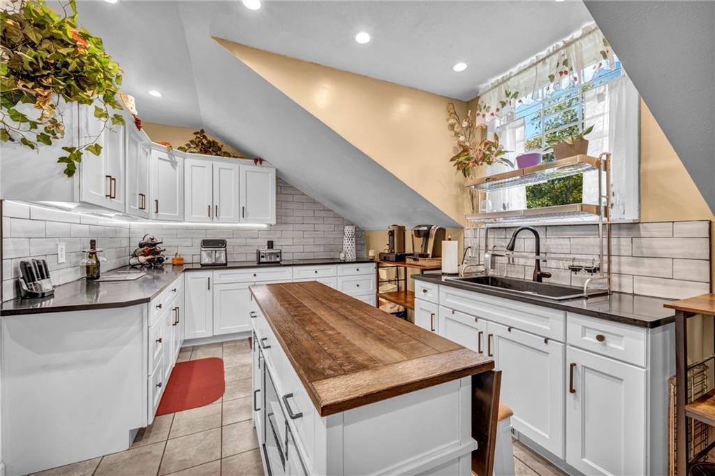159 Murdocksville Road Clinton, PA 15026 - Photo 7 of 50 Gallery Image 7