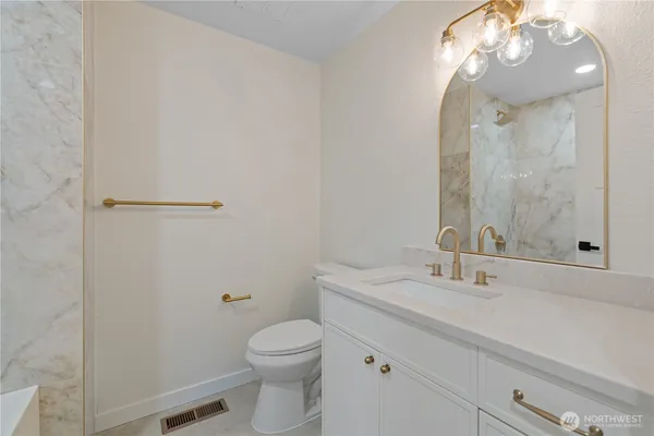 $569,990 | 6903 36th Avenue Southeast, Lacey, WA 98503