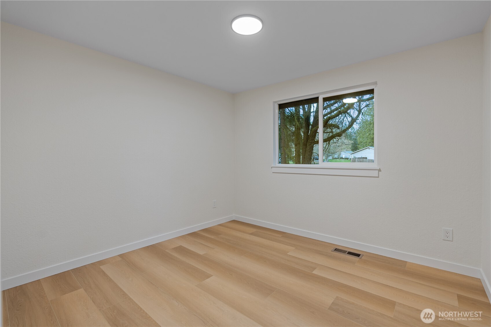 6903 36th Avenue Southeast Lacey, WA 98503 - Photo 24 of 33