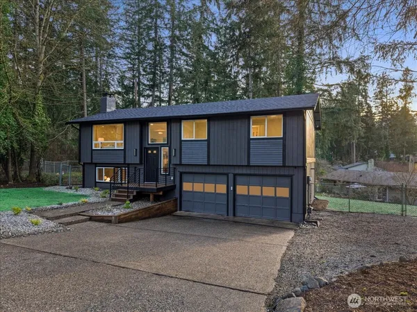 $569,990 | 6903 36th Avenue Southeast, Lacey, WA 98503