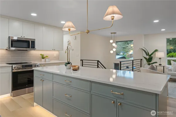 $569,990 | 6903 36th Avenue Southeast, Lacey, WA 98503