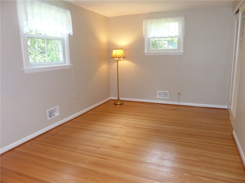 684 Marsh Road Pittsford, NY 14534 - Photo 16 of 32