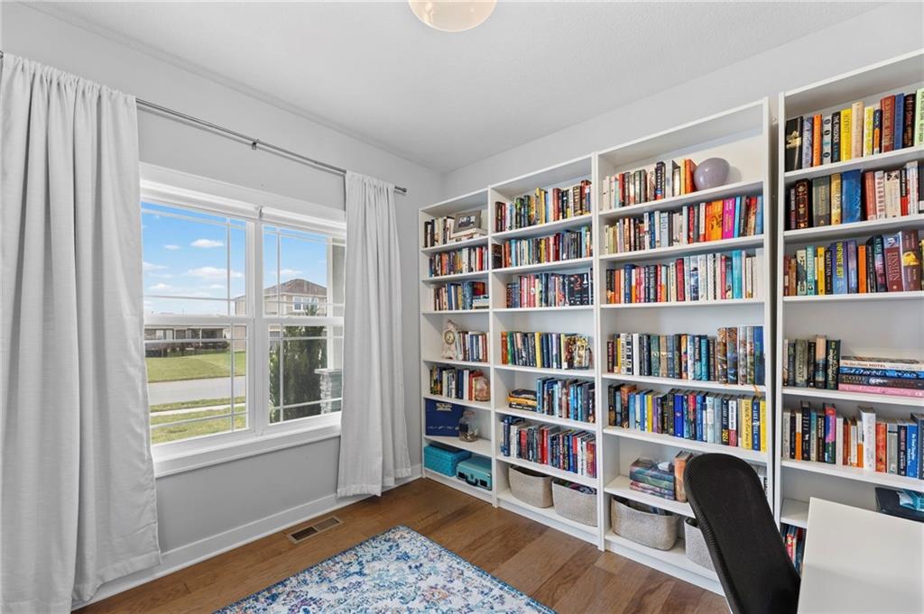 18910 Ocheltree Spring Hill, KS 66083 - Photo 7 of 52