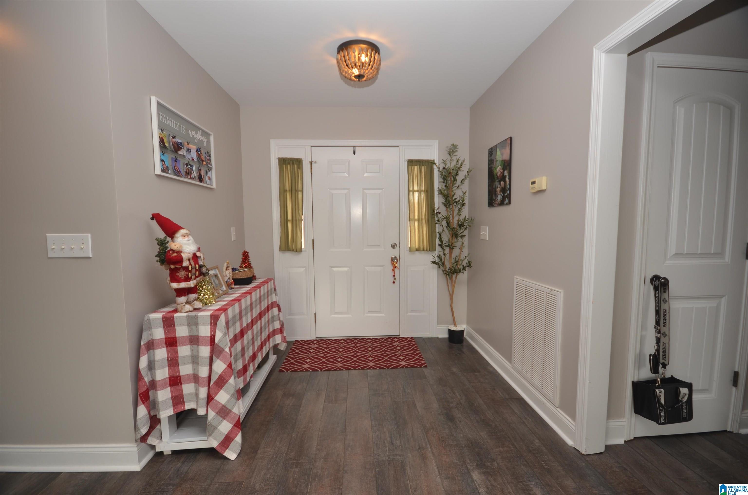 316 Wet Cat Road Hayden, AL 35079 - Photo 4 of 31