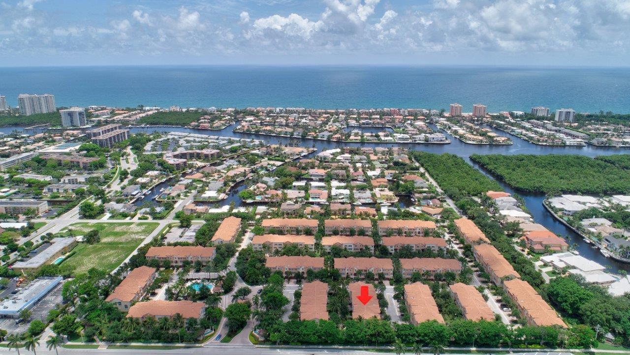 609 Northeast Rossetti Lane Boca Raton, FL 33487 - Photo 40 of 41 Aerial With Ocean & Intracoastal Views