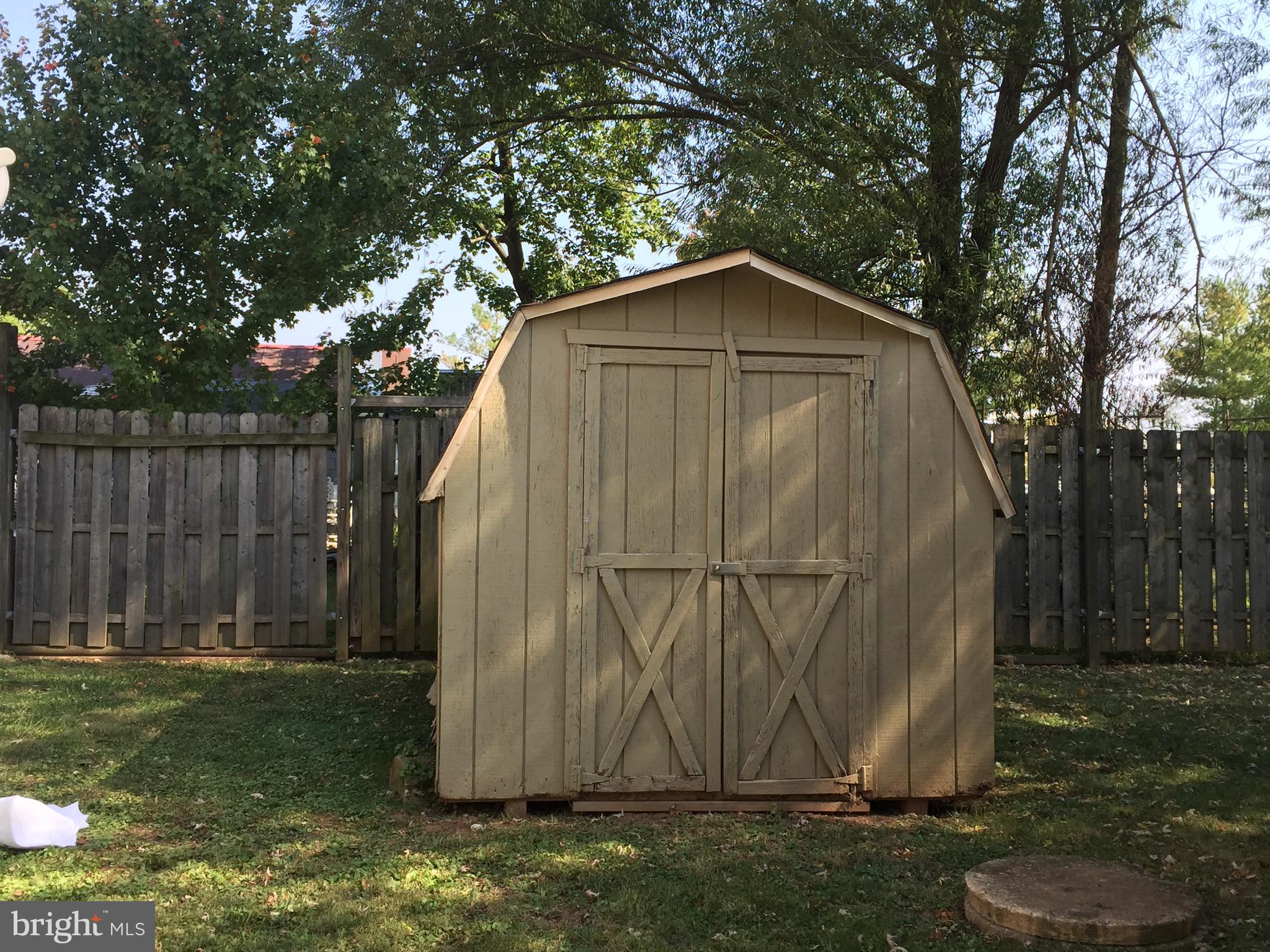 5843 Conover Road Taneytown, MD 21787 - Photo 5 of 11 Yard shed