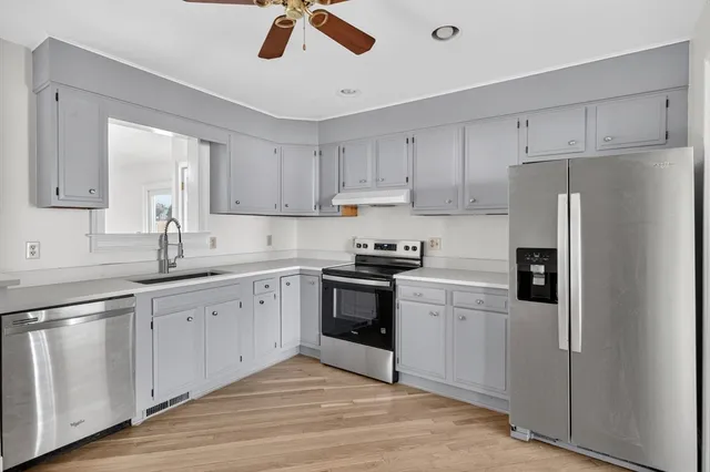 $499,900 | 257 Lawrence Street, New Bedford, MA 02745