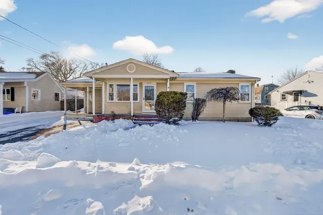 $499,900 | 257 Lawrence Street, New Bedford, MA 02745