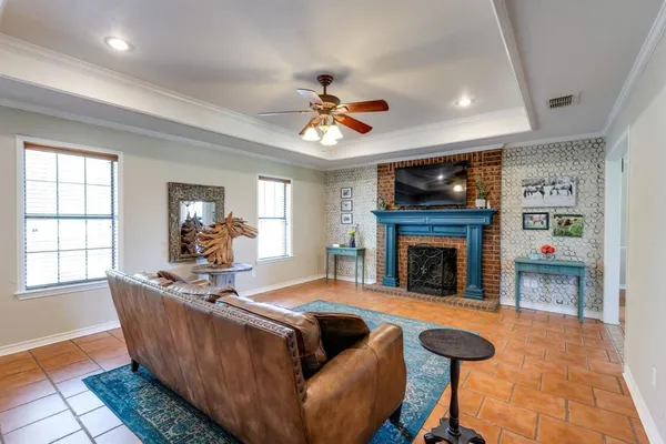 $529,900 | 200 VZ County Road 4124, Canton, TX 75103