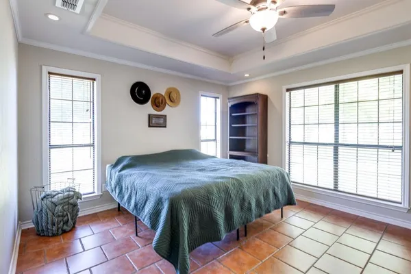 $529,900 | 200 VZ County Road 4124, Canton, TX 75103