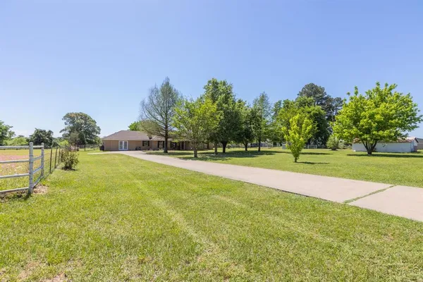 $529,900 | 200 VZ County Road 4124, Canton, TX 75103