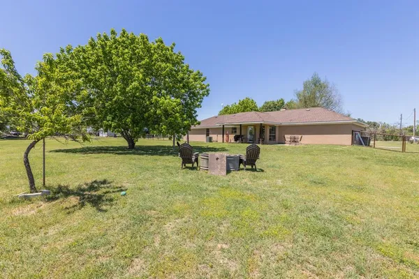 $529,900 | 200 VZ County Road 4124, Canton, TX 75103