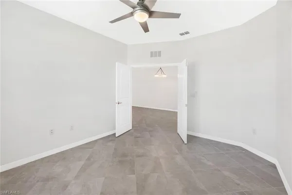 $2,700 | 2672 Vine Avenue, Naples, FL 34120