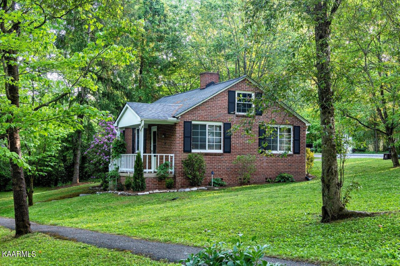 104 Pine Road Norris, TN 37828 - Photo 2 of 37 unnamed (3)