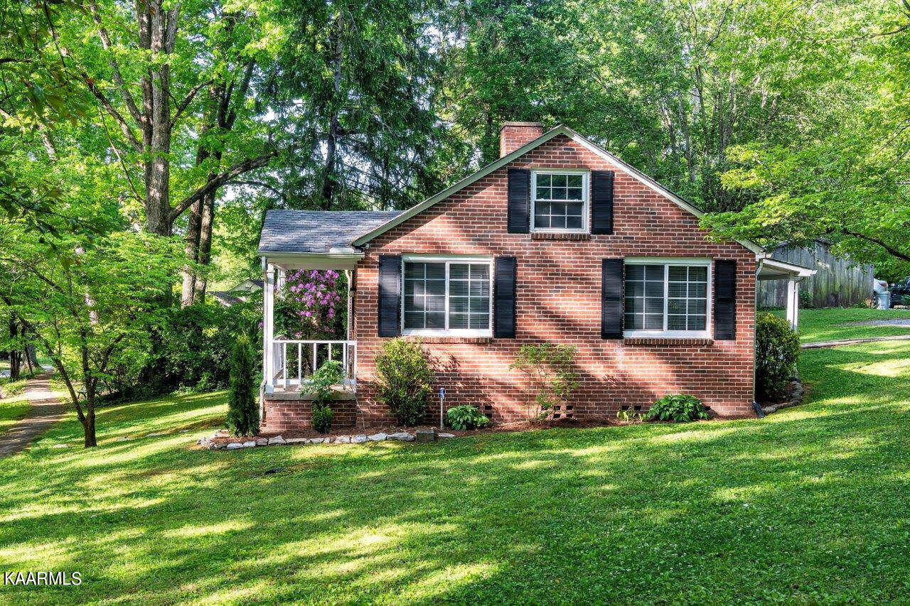 104 Pine Road Norris, TN 37828 - Photo 6 of 37 unnamed (8)