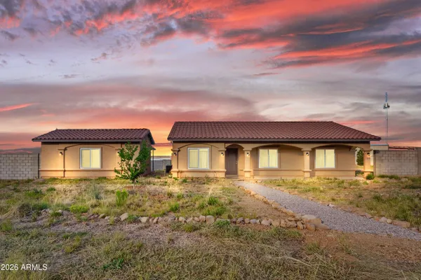 $369,000 | 4759 East Hereford Road, Hereford, AZ 85615