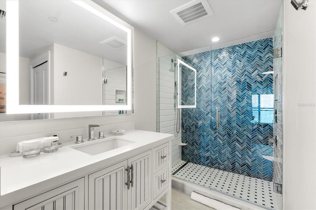 240 Sands Point Road, Unit 4507 Longboat Key, FL 34228 - Photo 15 of 44 Gallery Image 15