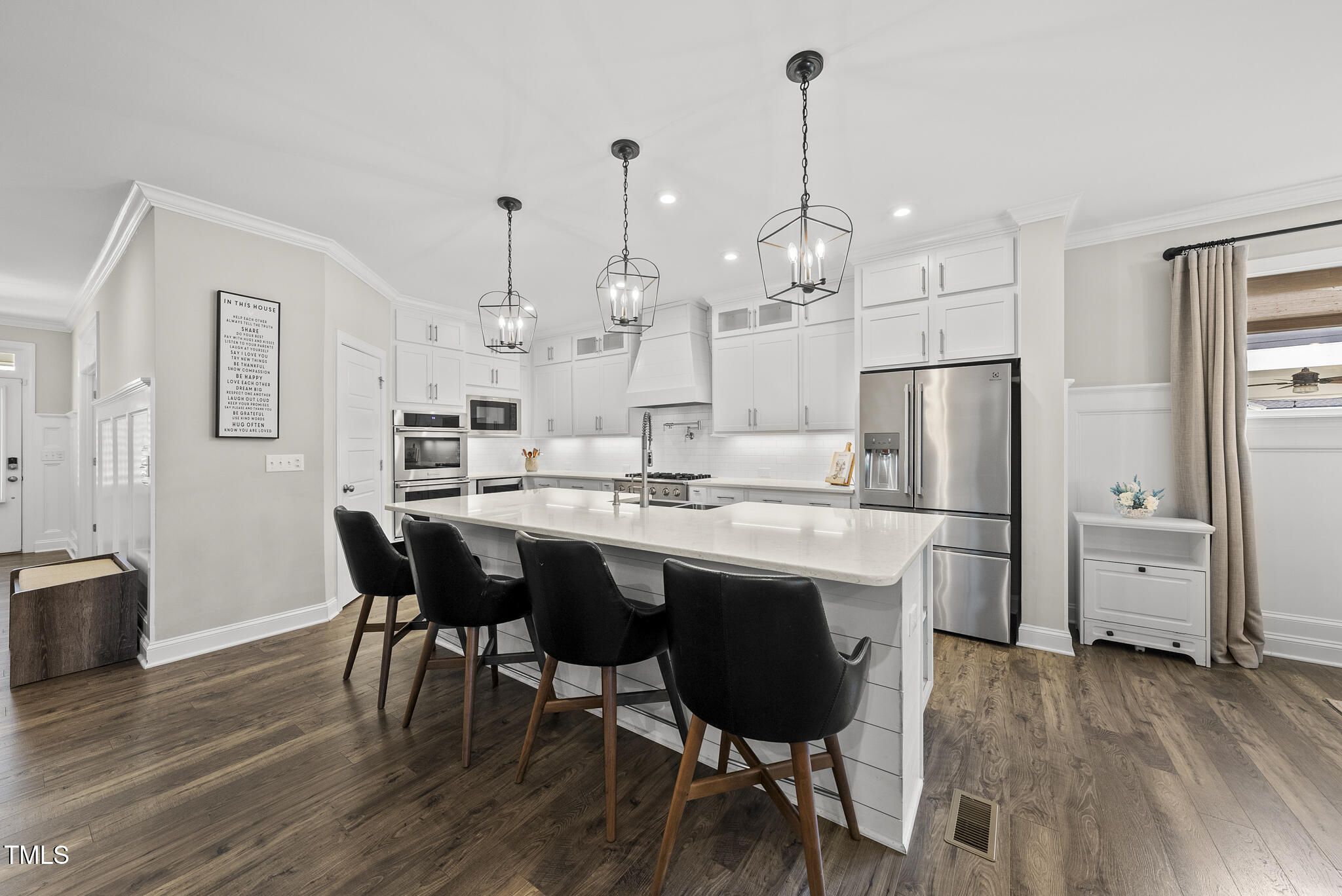 5108 Crescent Square Street Raleigh, NC 27616 - Photo 7 of 27 DSC03813