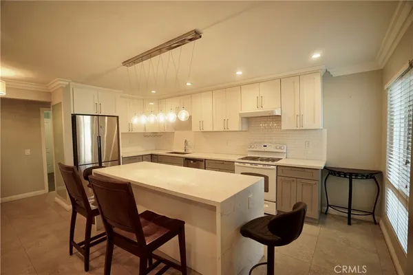 $2,000 | 17068 Colima Road, Hacienda Heights, CA 91745