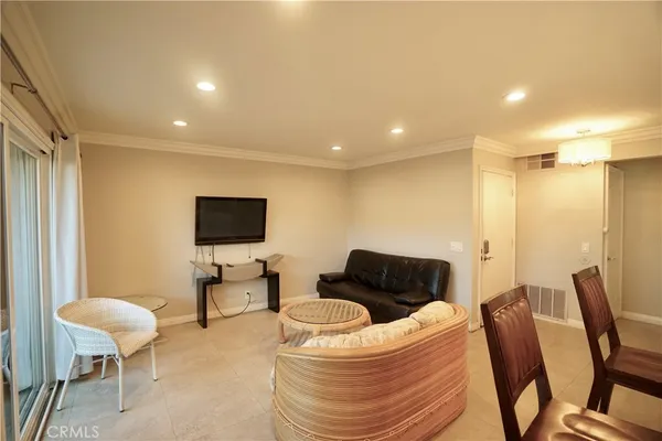 $2,000 | 17068 Colima Road, Hacienda Heights, CA 91745