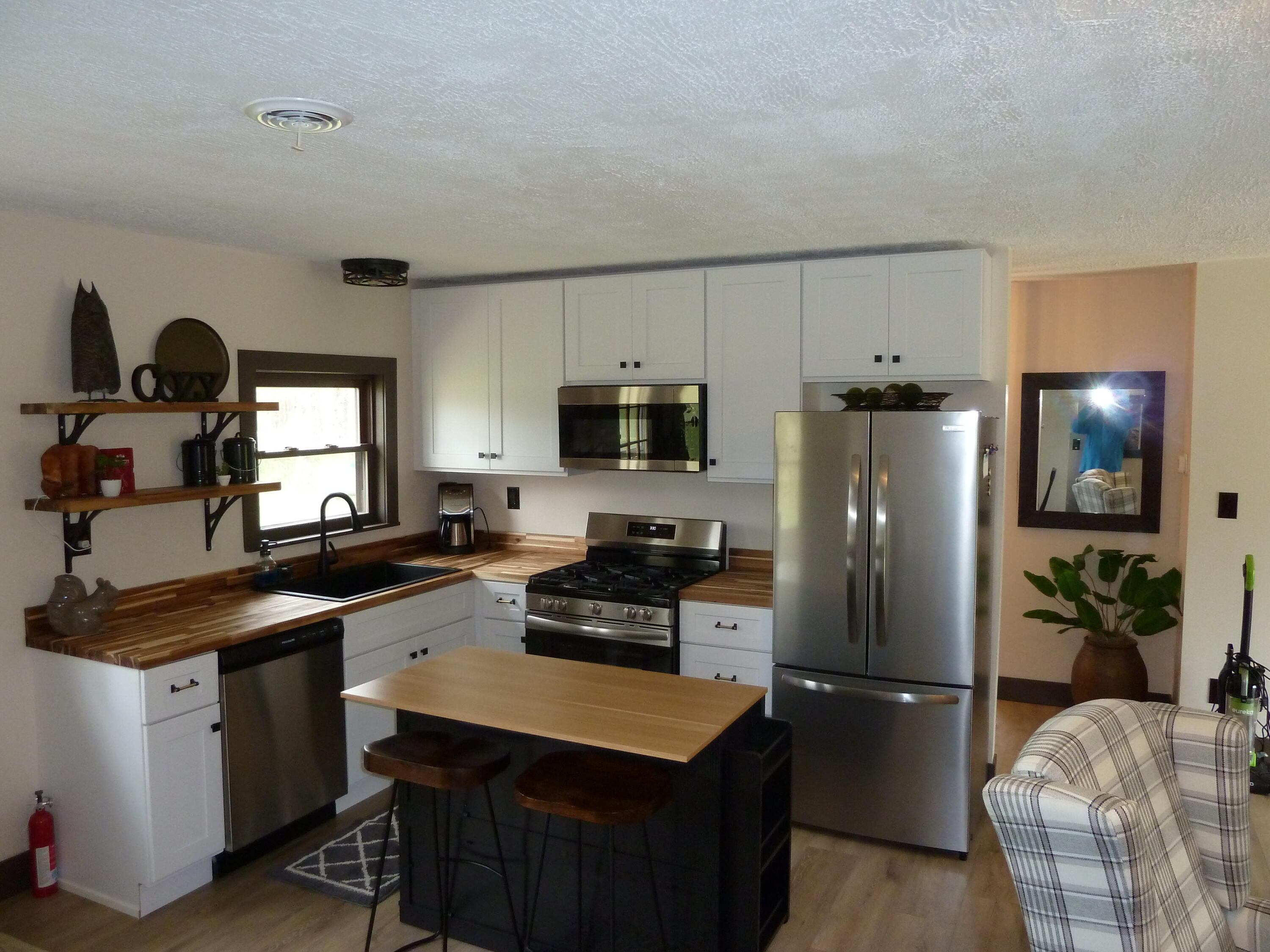 27 East 9 Mile Road Irons, MI 49644 - Photo 13 of 31 P1020413