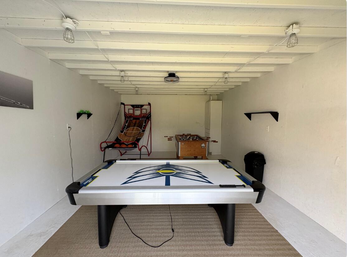 27 East 9 Mile Road Irons, MI 49644 - Photo 31 of 31 game room