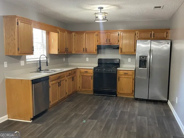 $1,750 | 7177 Hazelwood Drive, Rex, GA 30273