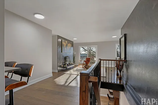 $537,000 | 218 North Shore Drive, Oakwood Hills, IL 60013