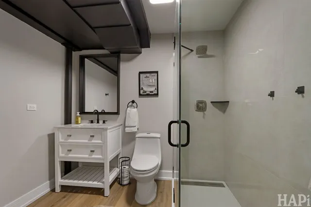 $537,000 | 218 North Shore Drive, Oakwood Hills, IL 60013