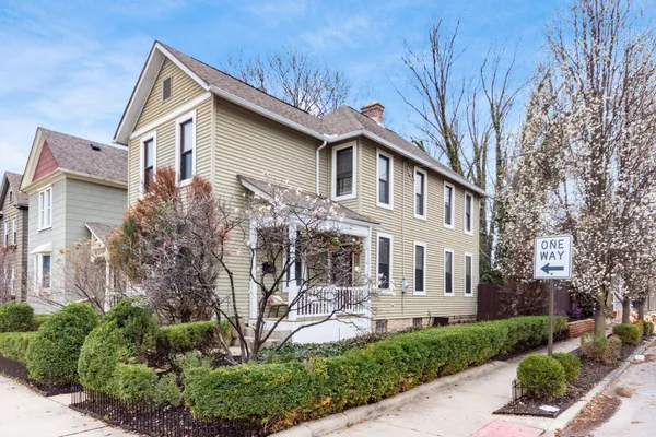 $2,750 | 106 East Gates Street, Columbus, OH 43206