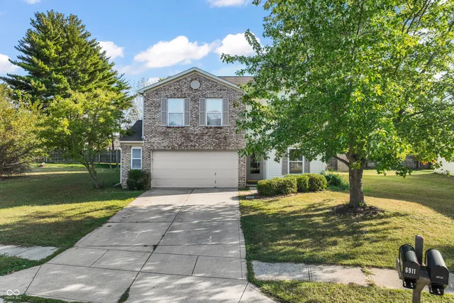 $310,000 | 6911 Woodland Heights Drive, Avon, IN 46123