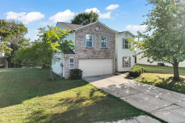 $310,000 | 6911 Woodland Heights Drive, Avon, IN 46123