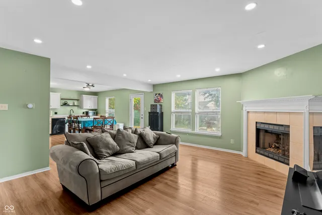 $310,000 | 6911 Woodland Heights Drive, Avon, IN 46123