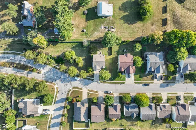 $310,000 | 6911 Woodland Heights Drive, Avon, IN 46123