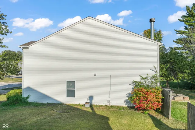 $310,000 | 6911 Woodland Heights Drive, Avon, IN 46123