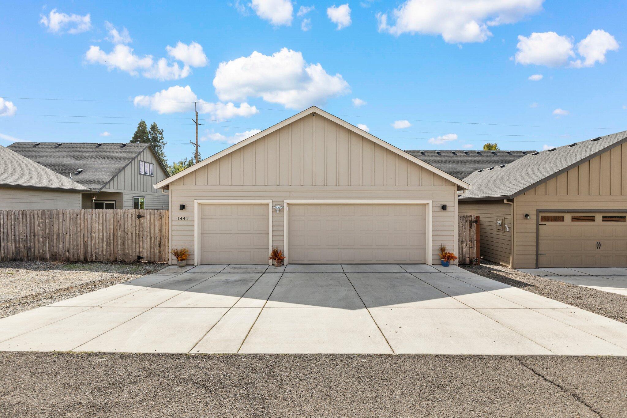 1441 Spring Street Medford, OR 97504 - Photo 25 of 27 27-web-or-mls-WCIL0003