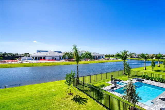 $16,000 | 9362 Tulip Leaf Court, Unit 9362, Boca Raton, FL 33434