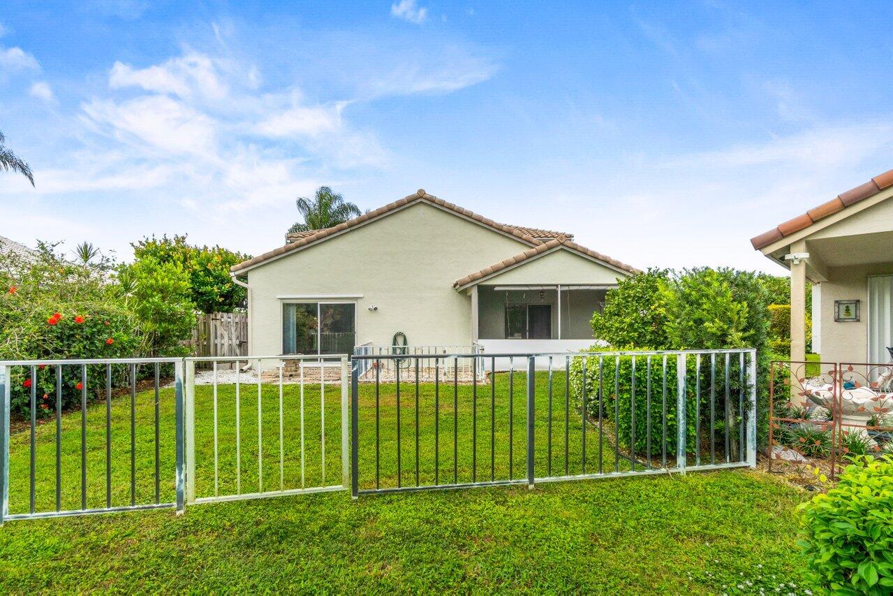 8501 Windy Circle Boynton Beach, FL 33472 - Photo 31 of 33 Backyard