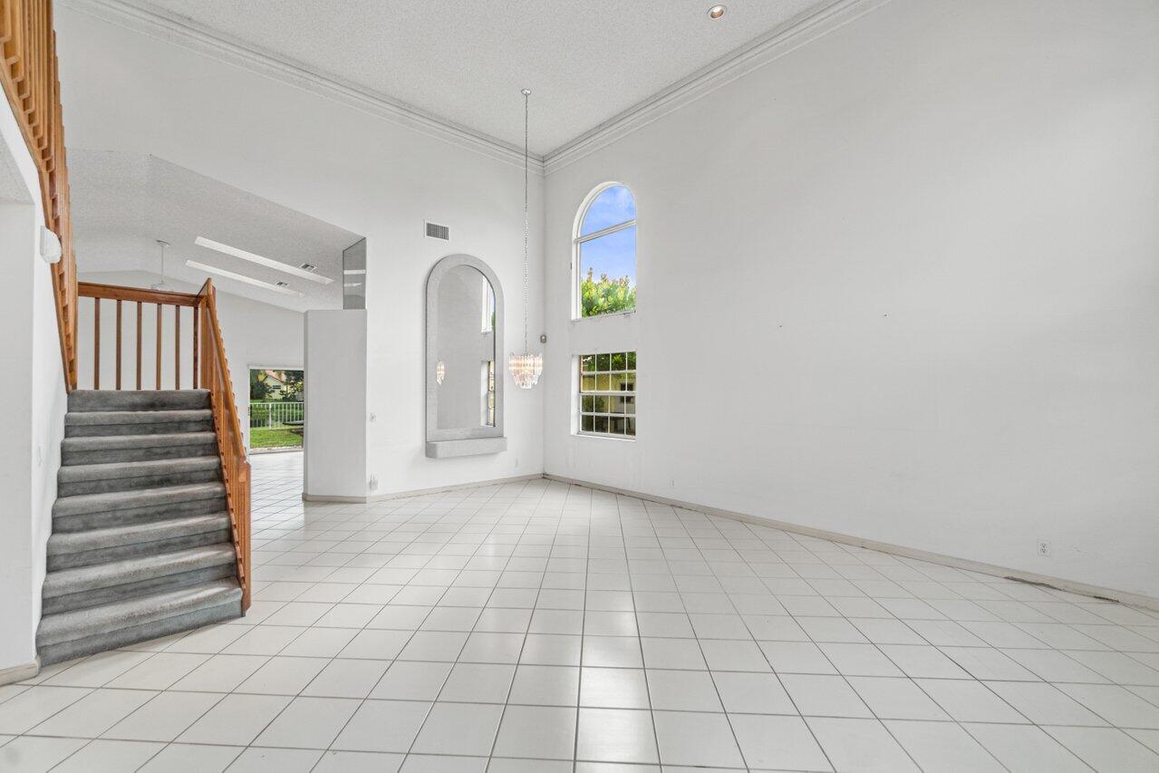 8501 Windy Circle Boynton Beach, FL 33472 - Photo 6 of 33 Living/Dining room
