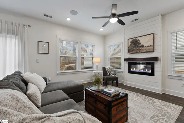 $295,000 | 100 Grey Oak Trail, Greer, SC 29650