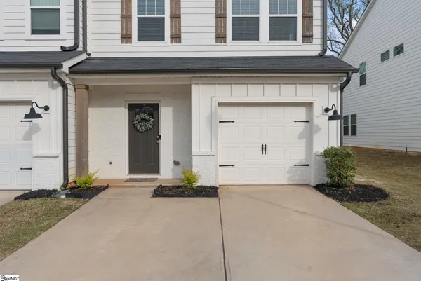 $295,000 | 100 Grey Oak Trail, Greer, SC 29650