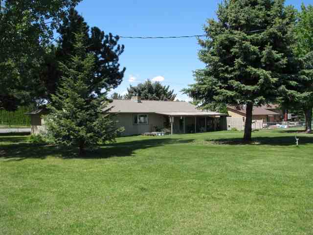 623 South Barker Road Greenacres, WA 99016 - Photo 4 of 9 Gallery Image 4